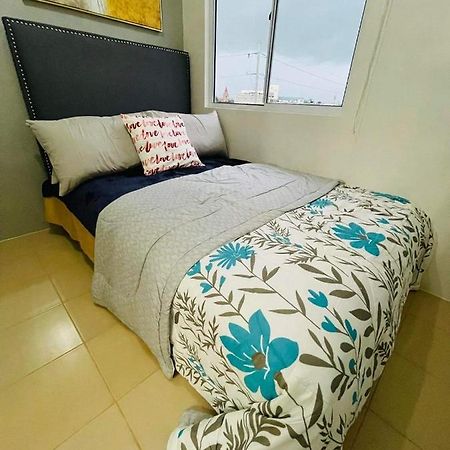 Lovely 2 Bedroom Condo Unit Iloilo City Eksteriør billede