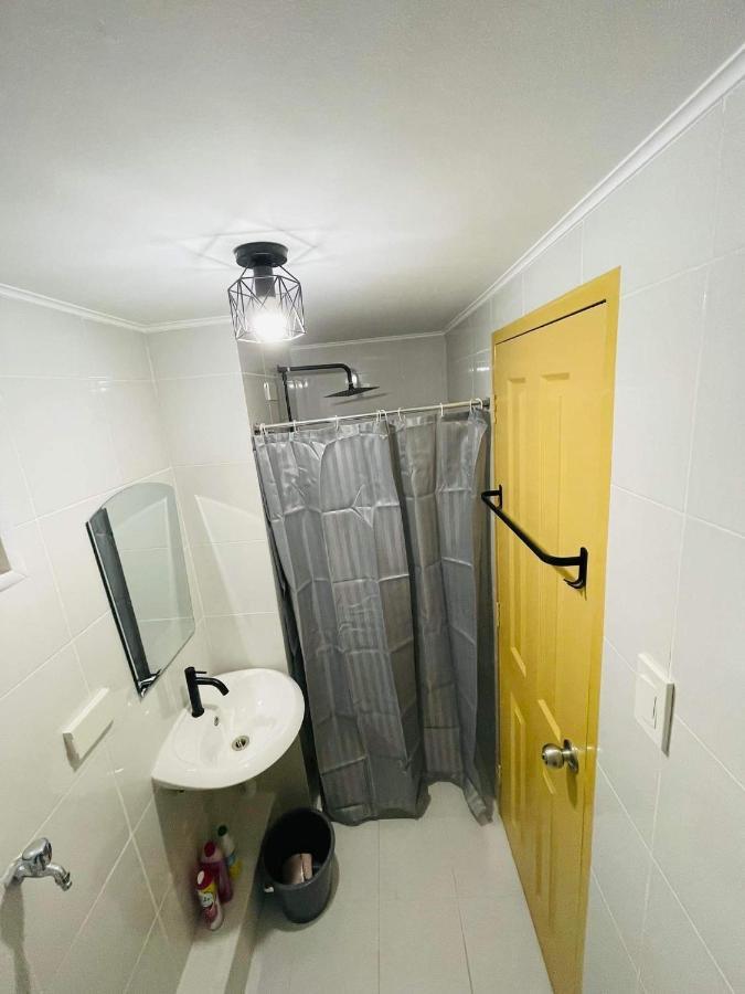 Lovely 2 Bedroom Condo Unit Iloilo City Eksteriør billede